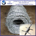 China Manufacture PVC coated staples barbed wire length per roll